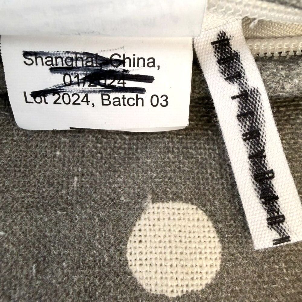 Pottery Barn Caci Dot Gray Linen Cotton Blend Square Pillow Cover 20x20" Square - Picture 5 of 6